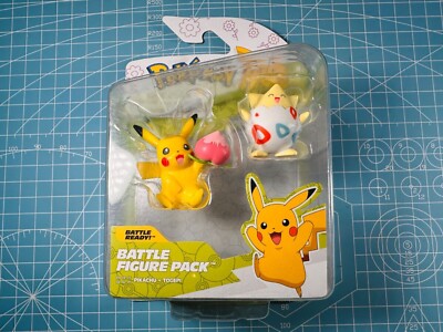 NIB Pokemon Easter 2'' Pikachu and Togepi Battle Action Figure 2 pk Toy