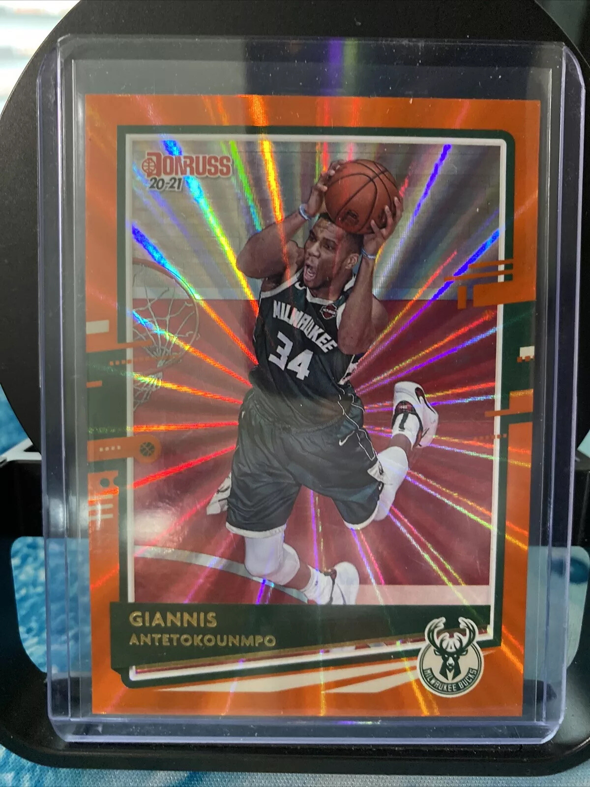 2020-21 Donruss Basketball Giannis Antetokounmpo Holo Orange Laser #104 Bucks