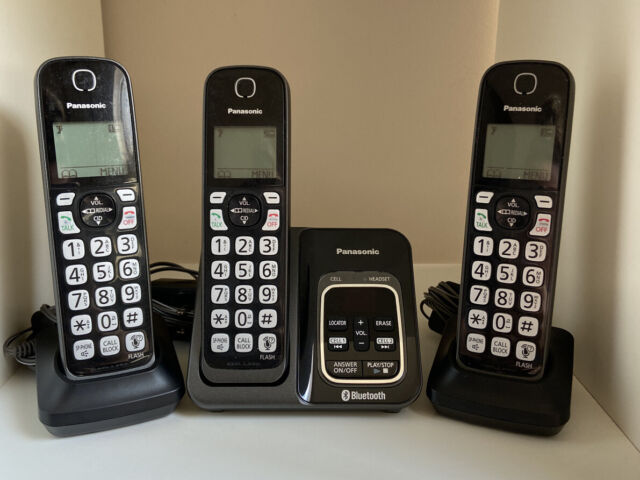 Panasonic KX-TGD560 Link2Cell Bluetooth Phone With 2 Additional KX