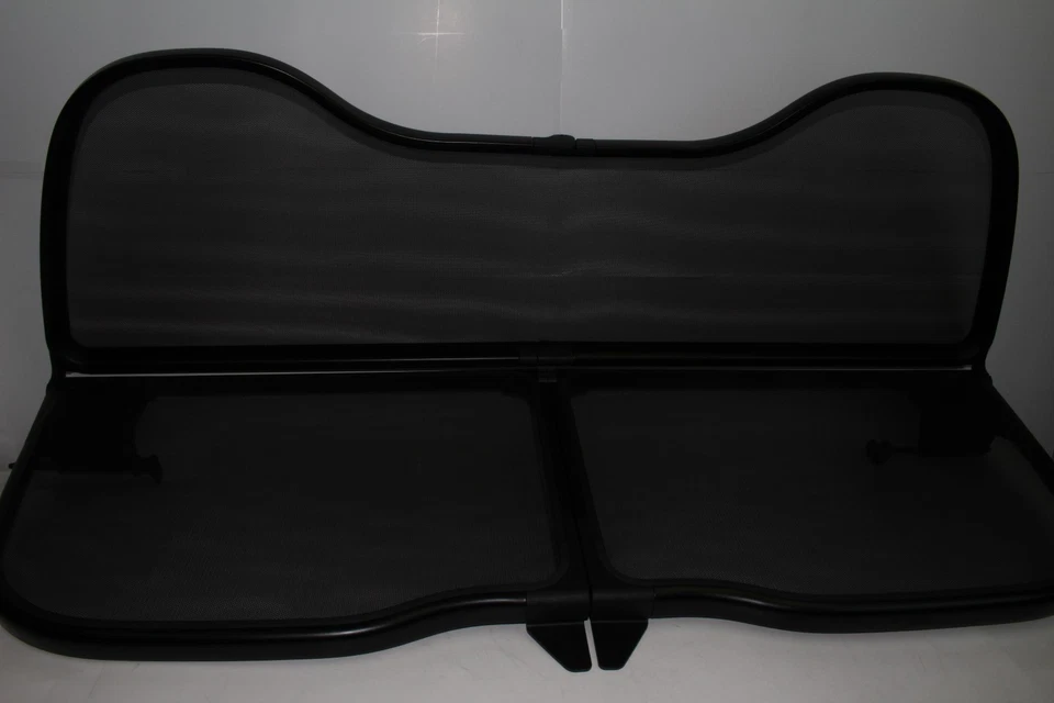 2007 Volkswagen Beetle protetor solar/para-brisa conversível com estojo, nunca usado - Imagem 3 de 4