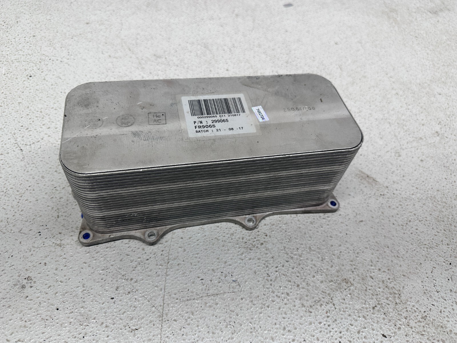 Mint 16-20 Ferrari 488 California T F8 Pista Heat Exchanger Oil OEM 299065