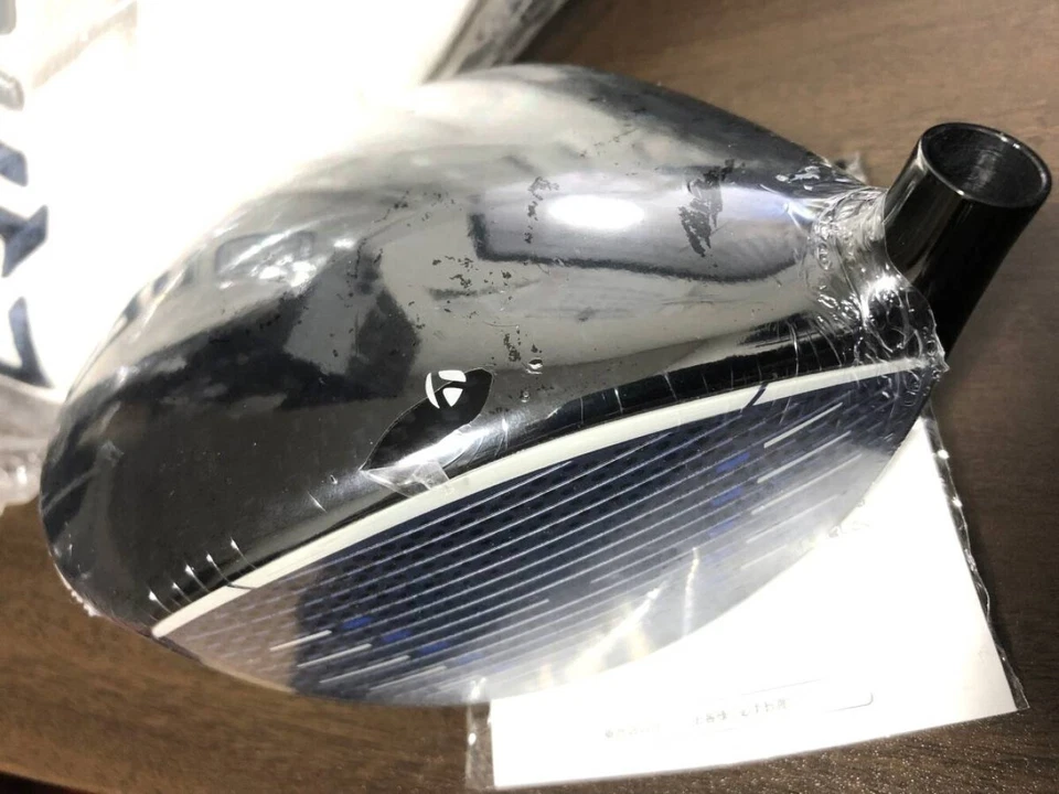 TaylorMade Qi10 LS Driver Head Only 9deg Right Hand Headcover New - Image 3 of 3