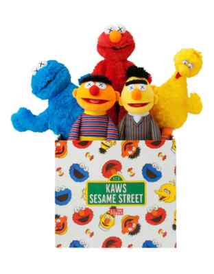 ぬいぐるみ UNIQLO KAWS SESAME STREET COMPLETE BOX s-l400.jpg