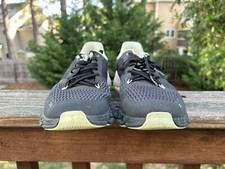 On Cloud Running Shoes Women's Size 10 Swiss Engineering Cloud Flyer Grey