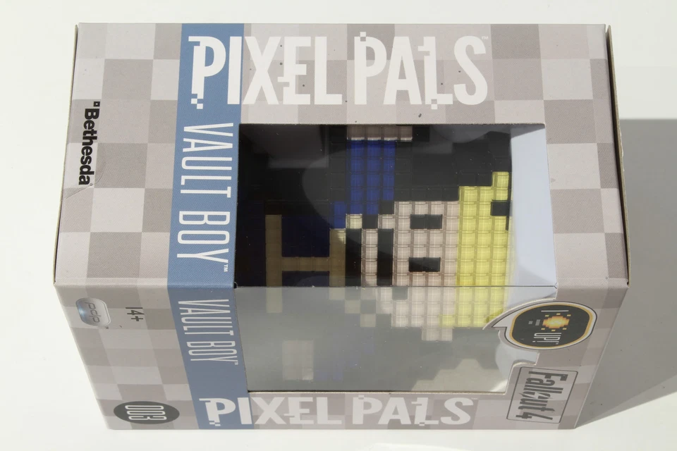 Pixel Pals - Vault Boy - Fallout 4 - Light Up Display - Bethesda - Brand New 003 - Image 4 of 4