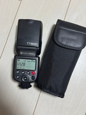 Godox TT600 strobe with body and case