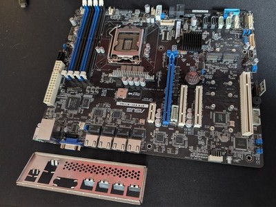 ASUS P11C-E/4L Intel C242 | Sockel LGA1151 | Quad-LAN Server Board | Coffee Lake