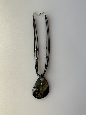 Handpainted Hummingbird Shell Turquoise Stone Necklace Black Seed Beads 3 Strand