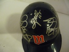 MINNESOTA TWINS 10 PLAYERS AUTOGRAPHED MINI HELMET SANTANA-HUNTER-JONES-NATHAN