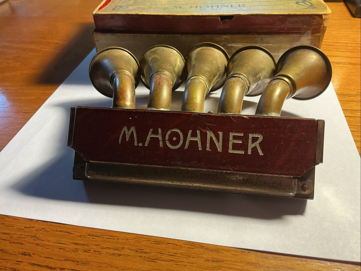 Extremely Rare M. Hohner The Trumpet Call 220 Harmonica In