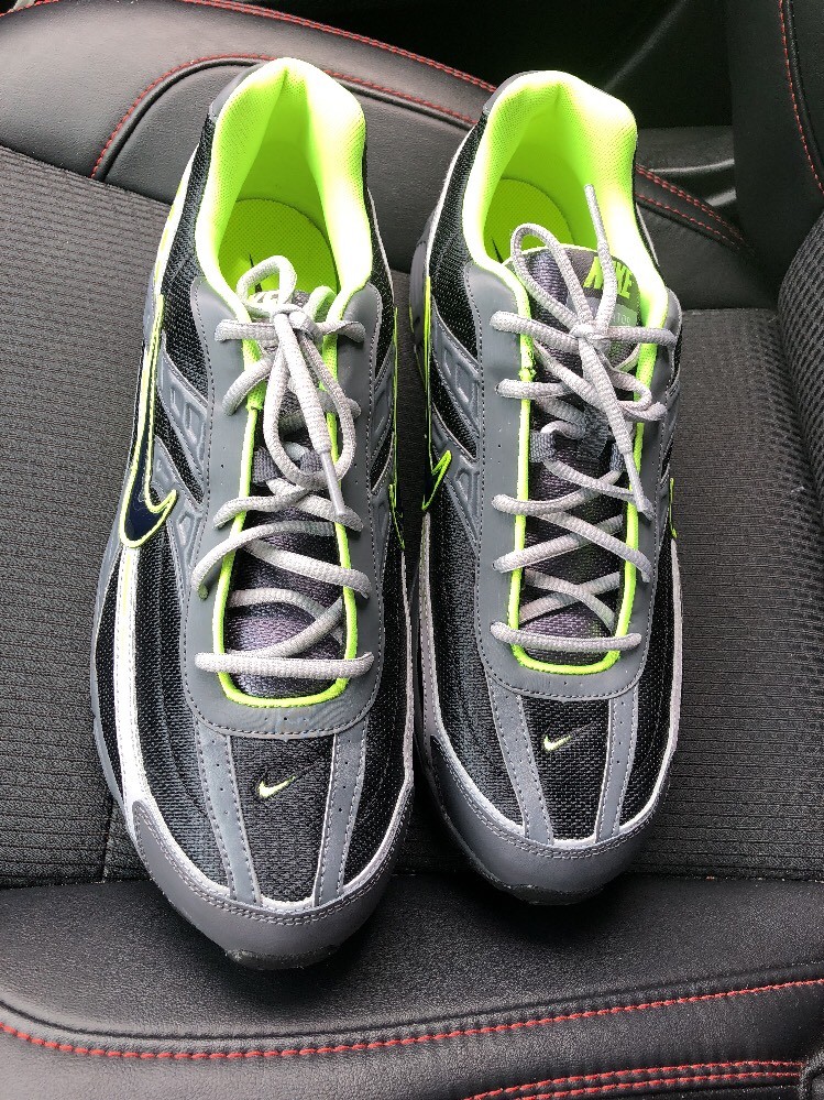 Nike iniziatore scarpa uomini 14 nero / grigio 394055-023 nuovo sz Nike iniziatore scarpa uomini 14 nero / grigio 394055-023 nuovo sz