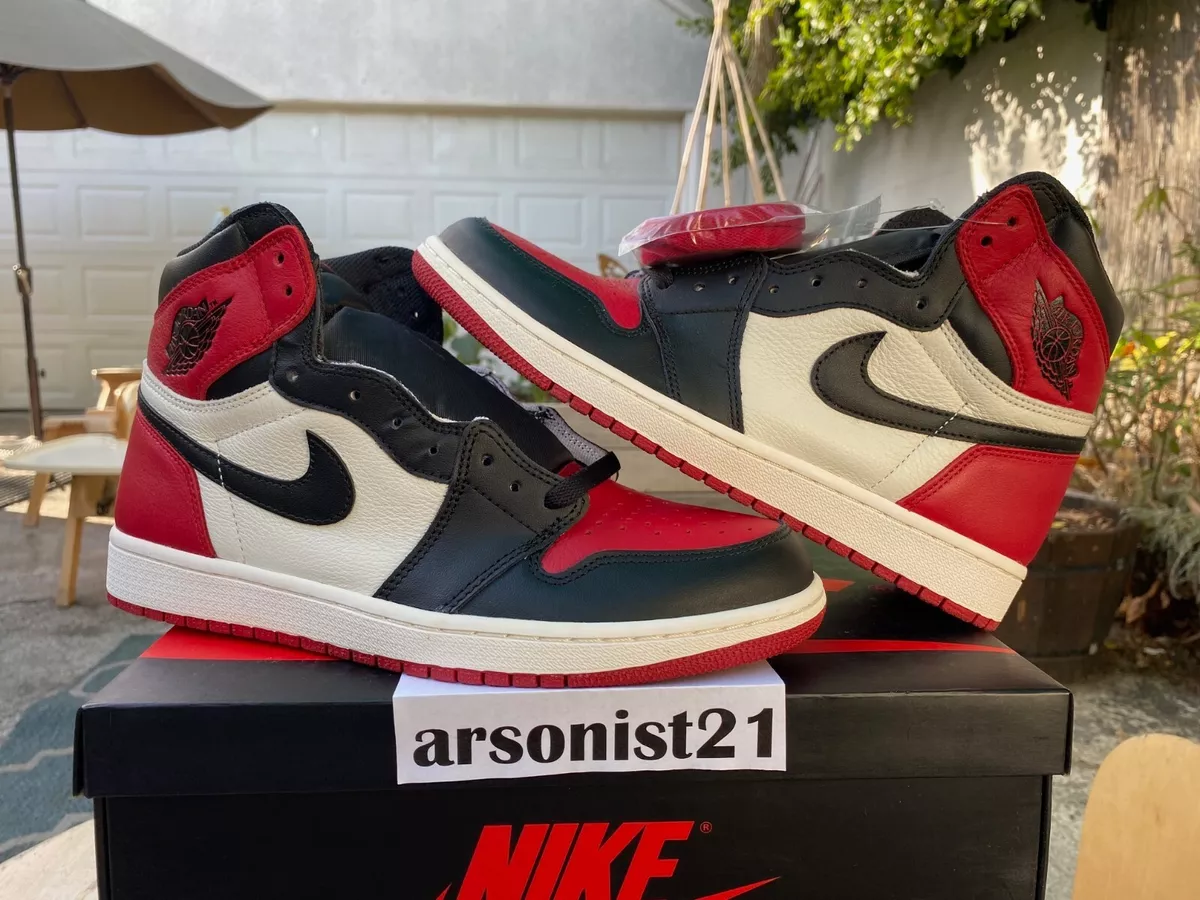 NIKE AIR JORDAN 1 RETRO HIGH OG 