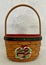 Longaberger 2005 Holiday Helper Christmas Basket with Liner and Protector Tie-On