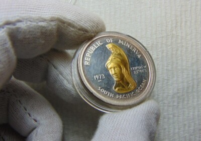 1973年　ミネルヴァ共和国　　硬貨　シルバー　ゴールド　24K 1973-LM REPUBLIC OF MINERVA SILVER & GOLD 35 DOLLARS COIN ~ LOW