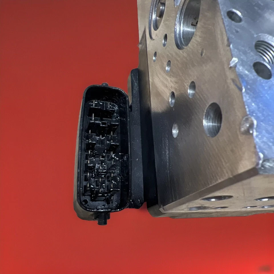 Módulo de bomba de freno ABS reacondicionado 2001-2004 Lexus LS430 4,3 L A/T | 44540-50020 Foto 4 de 4