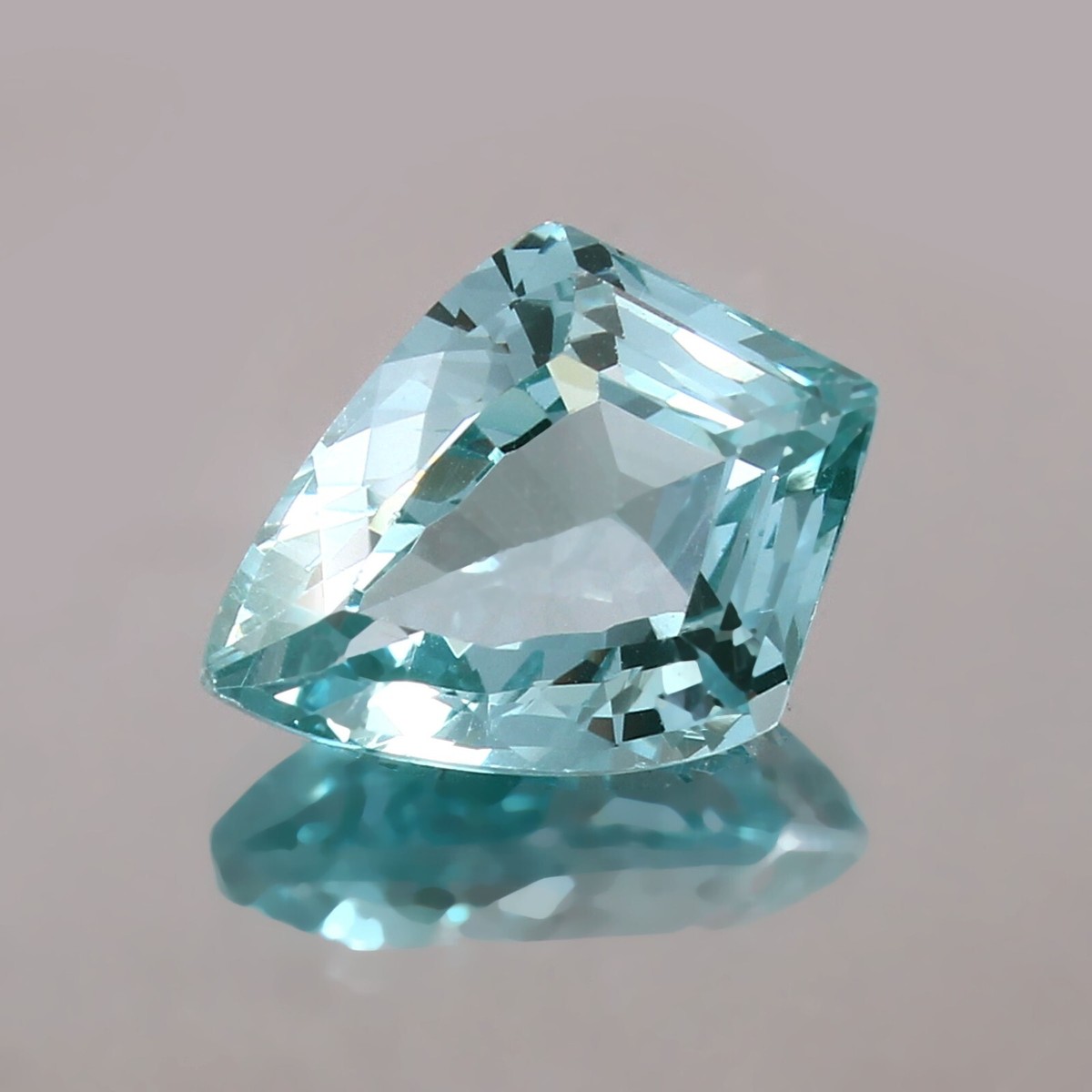AAA Fine Quality 15x11 MM Natural Ceylon Green Spinel Loose Fancy