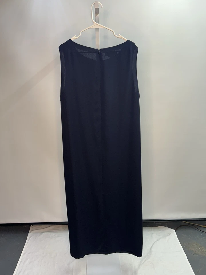 Vestido negro sin mangas Cynthia Howie para mujer sin arrugas, talla 22W. 1U Foto 2 de 3