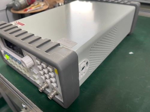 Picotest G5100A - 50MHz Arbitrary Waveform Generator _5073 - Picture 14 of 17