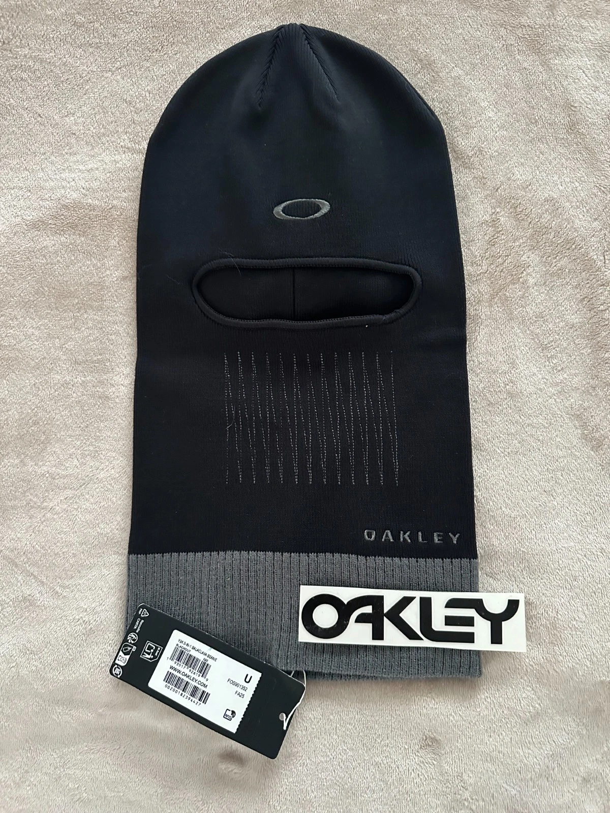 Rare Early 2000s Oakley 3 in 1 Balaclava Beanie - Y2K Hat + Oakley Decal