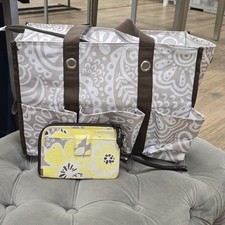 THIRTY-ONE  Compartment Organizer Bag and bonus wristlet 2-Piece Lot