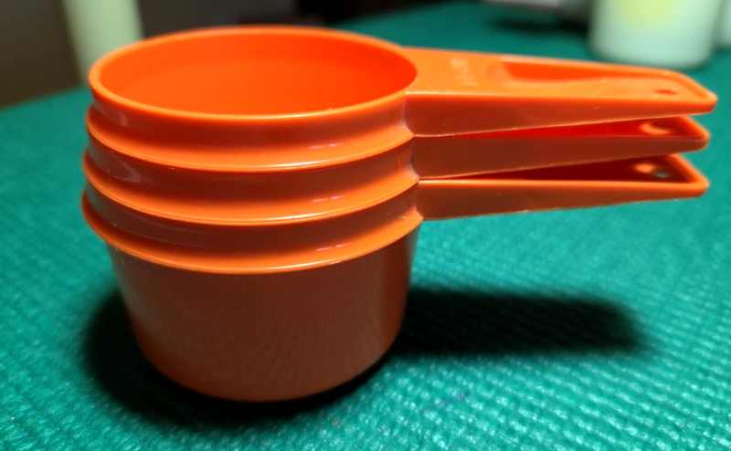 Vintage Tupperware Plastic Measuring 1/4 1/3  1/2 Cups Nesting Bake Retro Orange