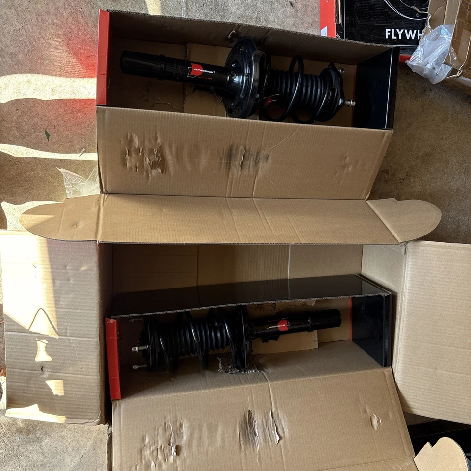 Par completo de puntales delanteros y conjuntos de resortes para Honda Civic 2016-2021 tracción delantera Foto 3 de 4