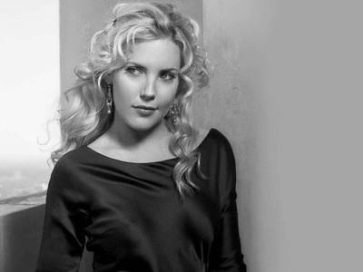 Canadian  Actress Mercedes McNab Black and White Picture Photo 6x8