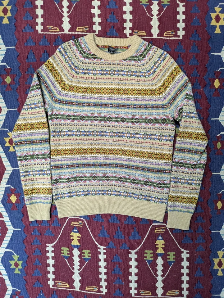 J. Suéter Crew Fair Isle, Médio, Lã de Cordeiro e Merino, Padrão Colorido - Imagem 2 de 4
