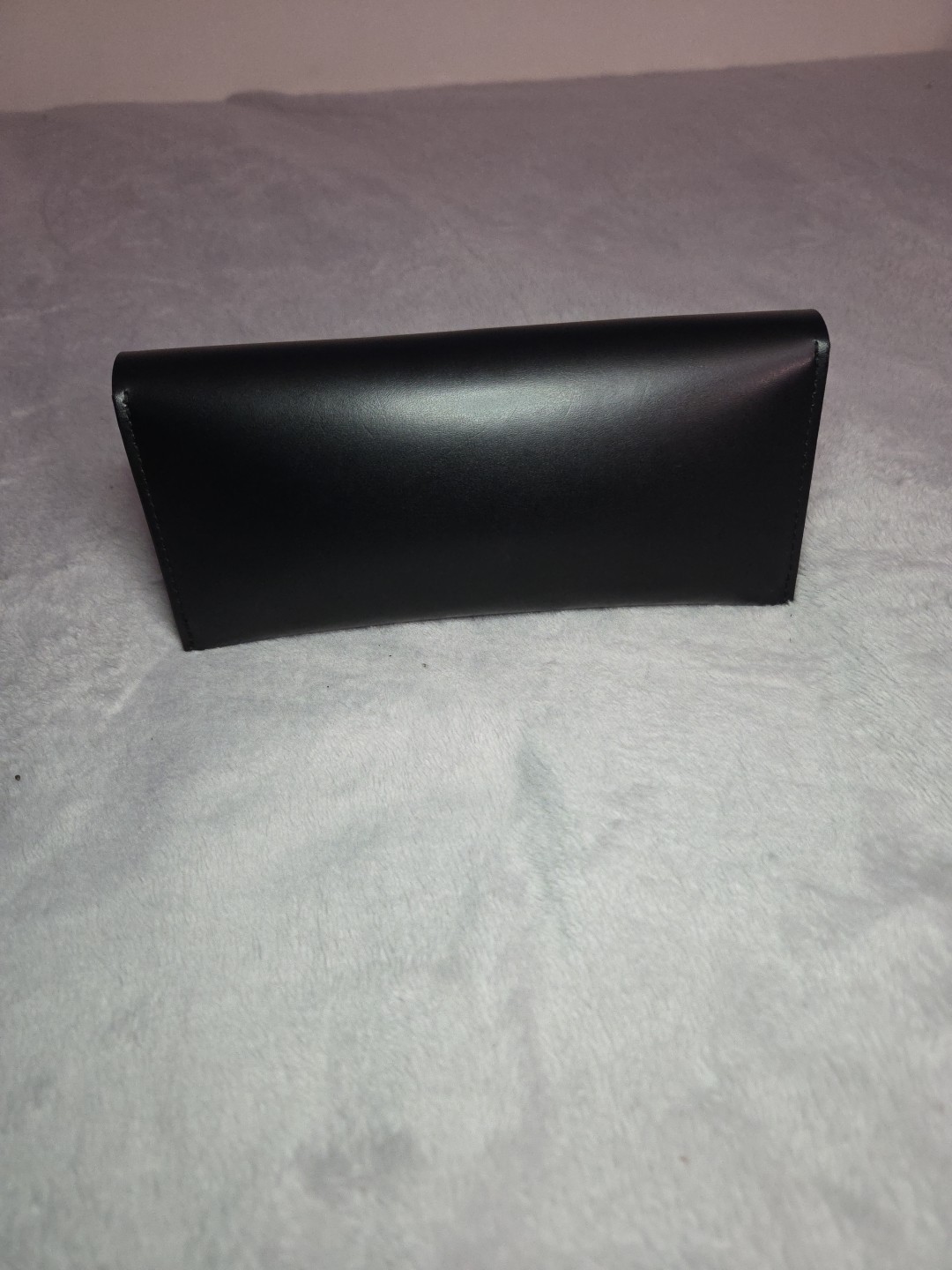 Custodia in pelle per occhiali da sole Saint Laurent