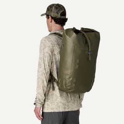 patagonia 柄　タッパー NWT Patagonia Disperser Roll-Top Pack 40L Basin Green 48575