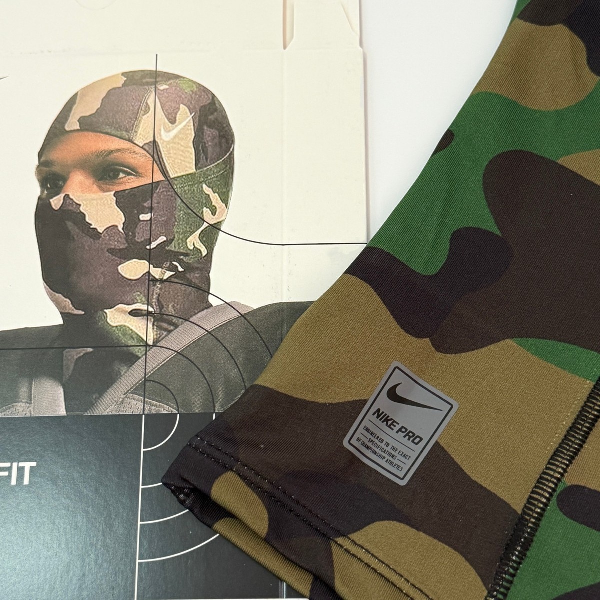 Nike Pro HyperWarm Hood Ski Mask Balaclava Green Camo - Free