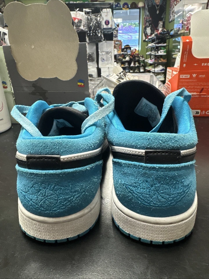 Size 7.5 - Air Jordan 1 SE Low Laser Blue - Image 4 of 4