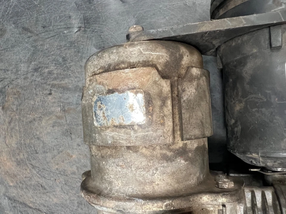 Bomba compresora de suspensión de choque neumático Cadillac Deville 1986-1987 OEM 22009578 Foto 3 de 4