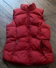 Eddie Bauer Down Vest Womens XS Size Goose Down Red Puffer Pockets Zip Up