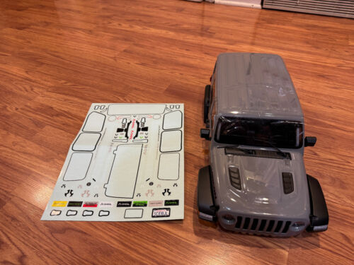 Axial SCX10 III Body, ESC, Servo, Radio, Receiver, Tires, Transmission, Link New - Picture 55 of 56