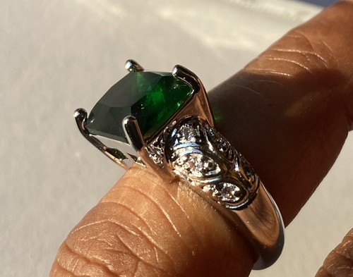Anillo de compromiso solitario de plata de ley verde esmeralda cóctel - Imagen 7 de 10