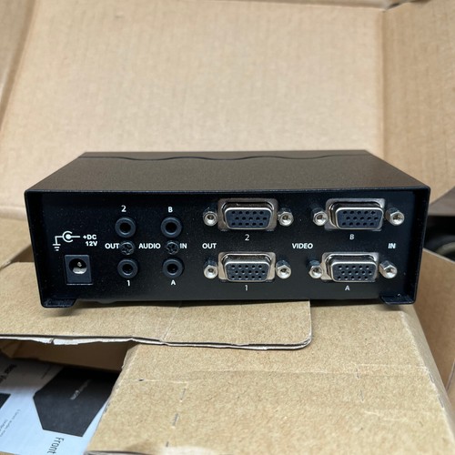 StarTech 2x2 VGA Matrix Video Switch Splitter W/ Audio ST222MXA - Picture 6 of 8