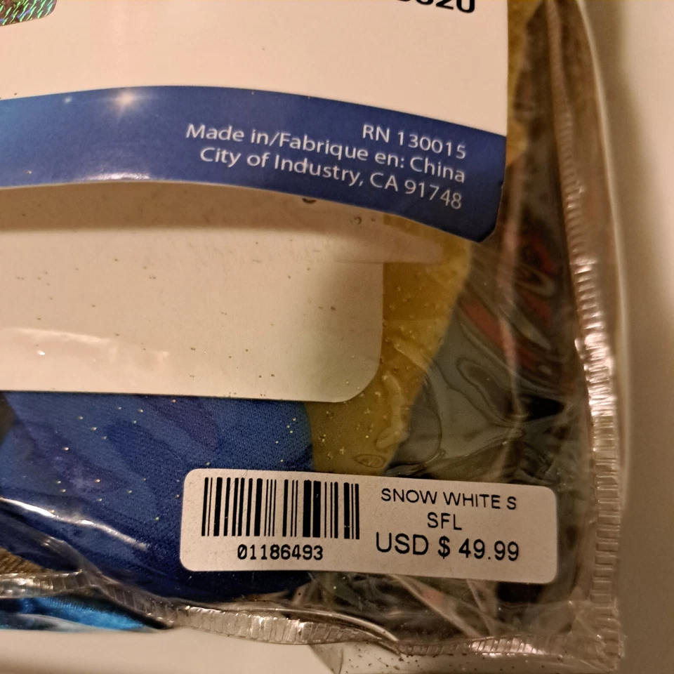 Disney Fairest Snow White Adult Costume by Leg Avenue Sz S/P Original Price $60 - Image 4 of 4