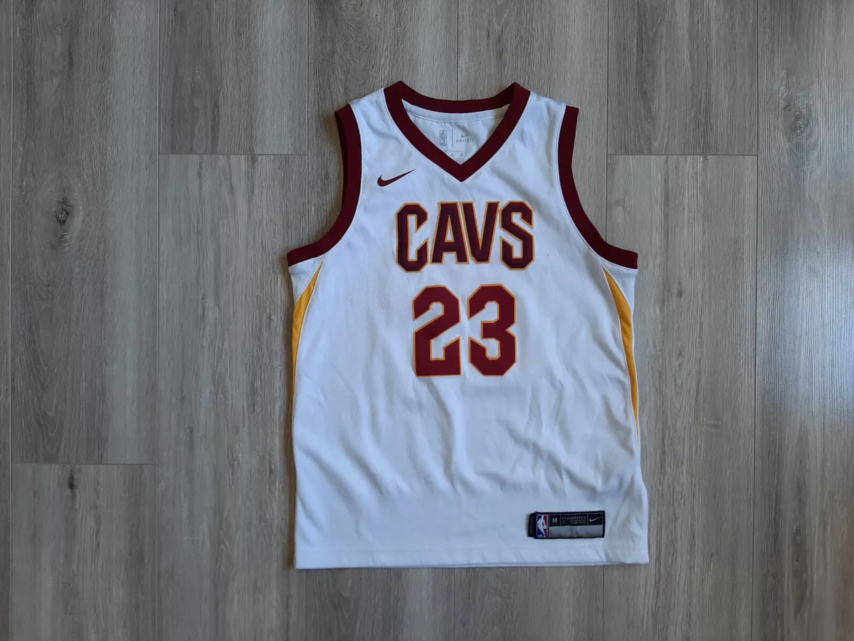Growth of the basketball uniform