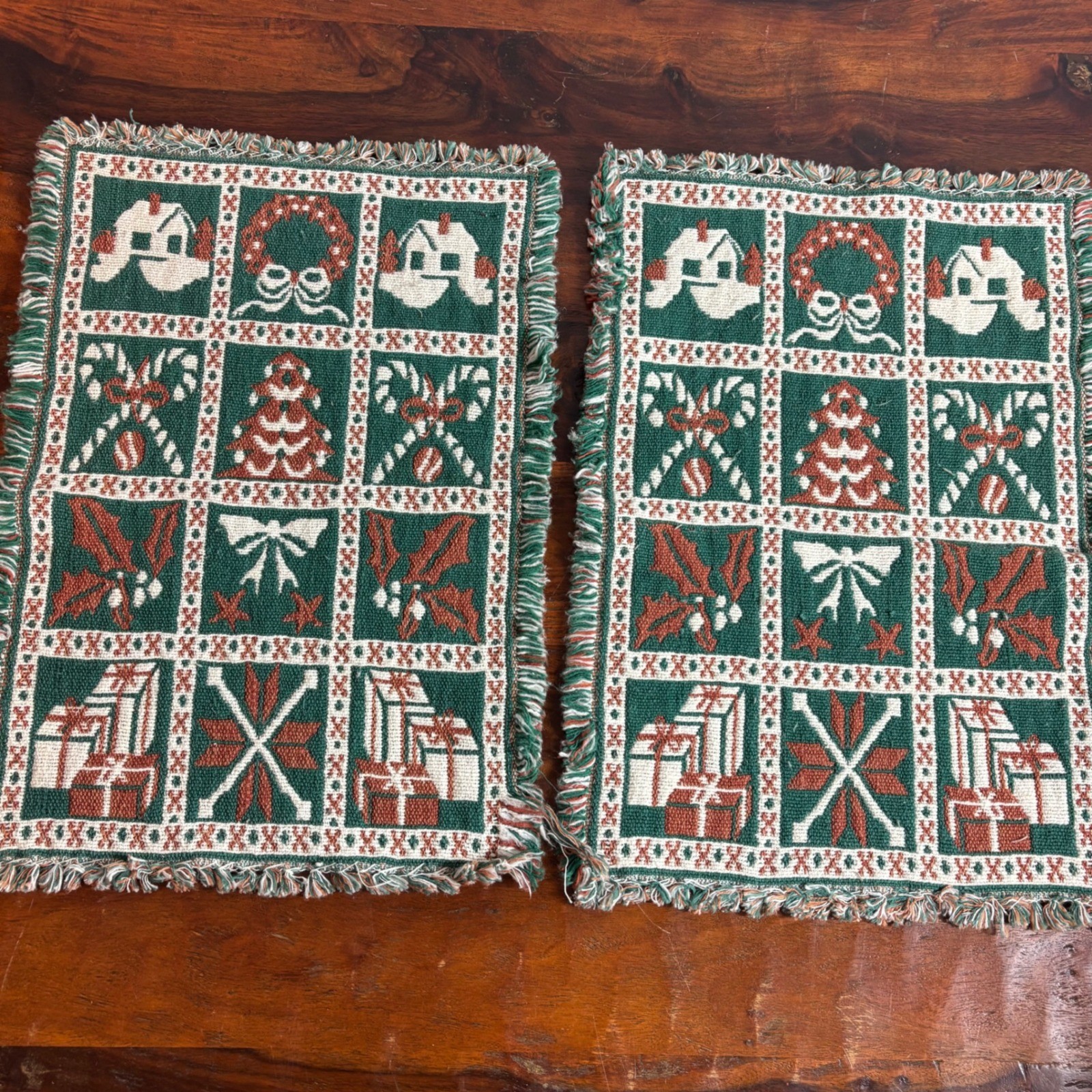 Vintage Christmas Woven Tapestry Placemats Set of 2 Fringed Reversible Holiday