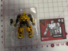 Transformers Studio Series 70 Deluxe Class Bumblebee B-127 New in Plastic Bubble