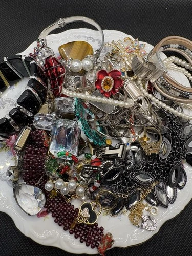 Vintage to Now Costume Jewelry Bulk Lot - 1lb