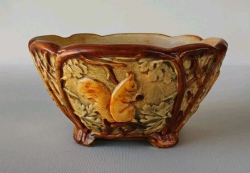 WELLER ART POTTERY WOODLAND SQUIRREL 6.25" PLANTER BOWL