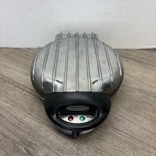 Villaware Waffle Tone Belgian Waffle Maker Baker Model 2002 TESTED