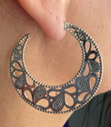 LAGOS SS Lg Open Filigree Hoop Earring — photo 4
