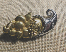 VINTAGE GOLD & SILVER TONE CORNUCOPIA DANCRAFT JEWELRY BROOCH / PIN 2"