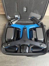 Skydio 2 Drone Bundle SDRC2V1 Charger, Case Batteries And Extra Blades
