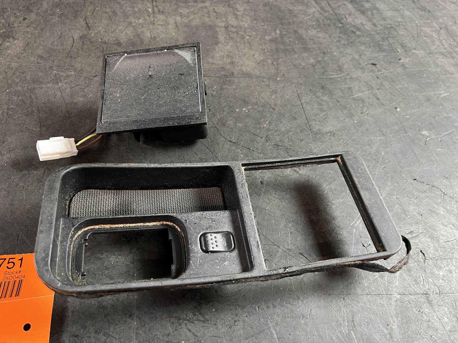02-06 MASERATI SPYDER CONVERTIBLE TOP ROOF SWITCH