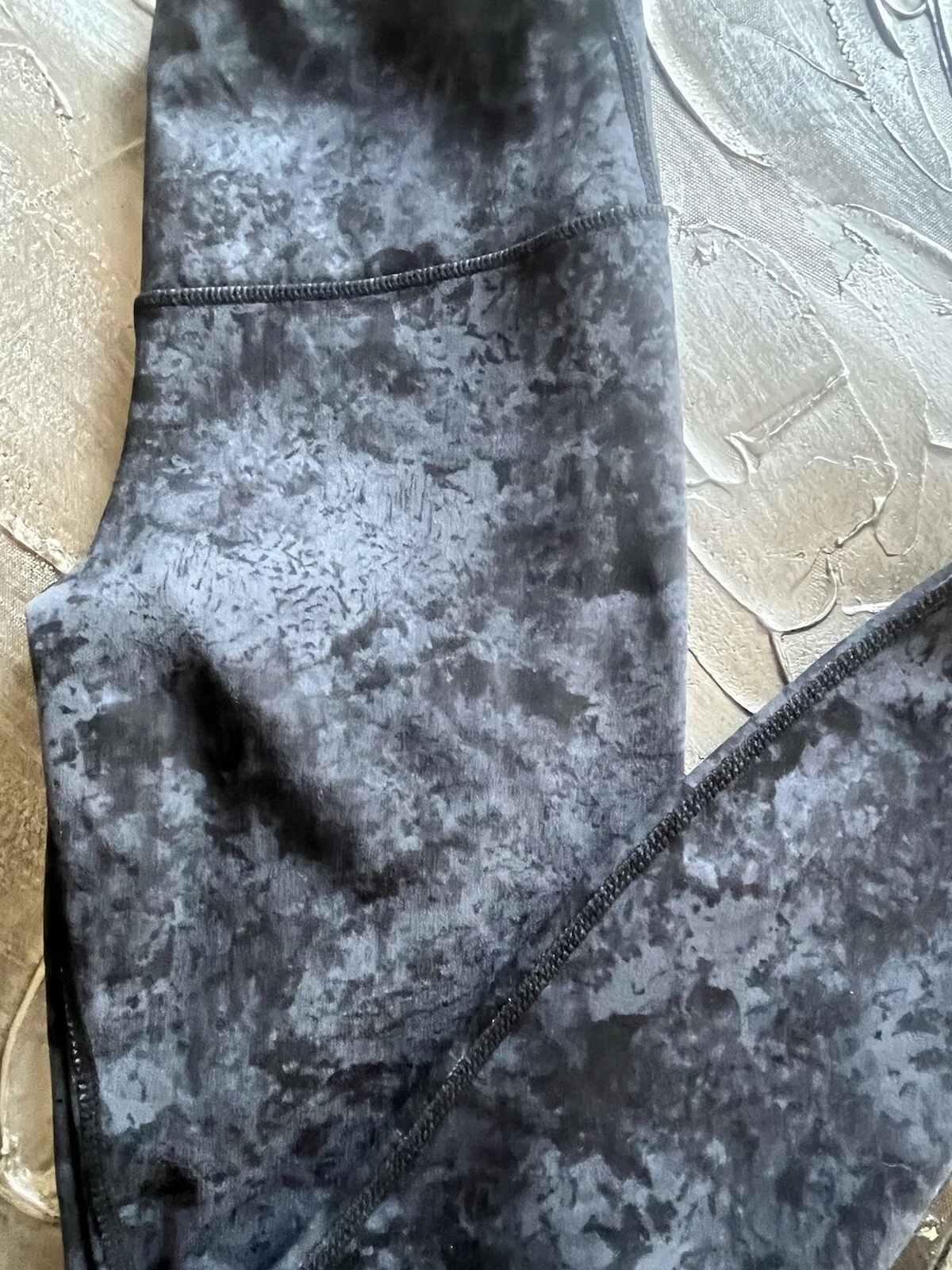 yogalicious high rise marble print workout pants