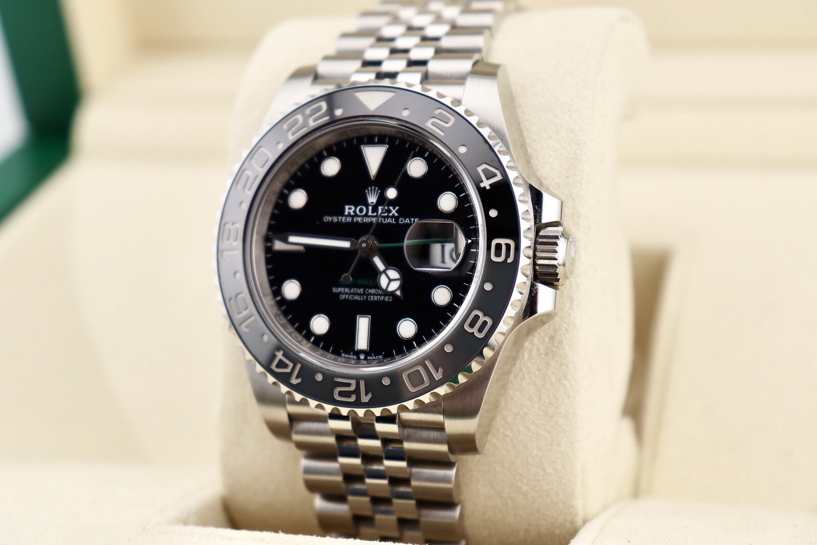 Rolex GMT-Master II 126710GRNR 2024 Unworn image 9